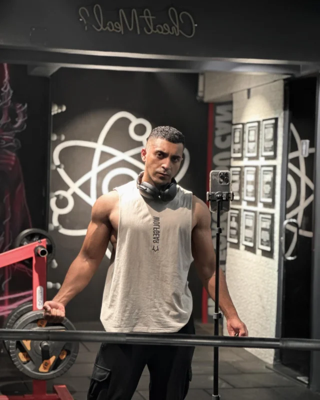 1 day left❤️‍🔥 
.
.
.
.
#cairogyms #fitness #cairo #gym #cairoegypt #workout #cairozoom #caironightlife #cairostyle #fitnessmotivation #cairotower #cairoshopping #cairoscene #cairostreetstyle #cairospots #fit #cairofashionfestival #cairofestivalcity #egypt #topman #model #cairofashion #bodybuilding #crossfit #cairofilmfestival #modeling #motivation #cairofashionblogger #cairofashionblog #cairomuseum